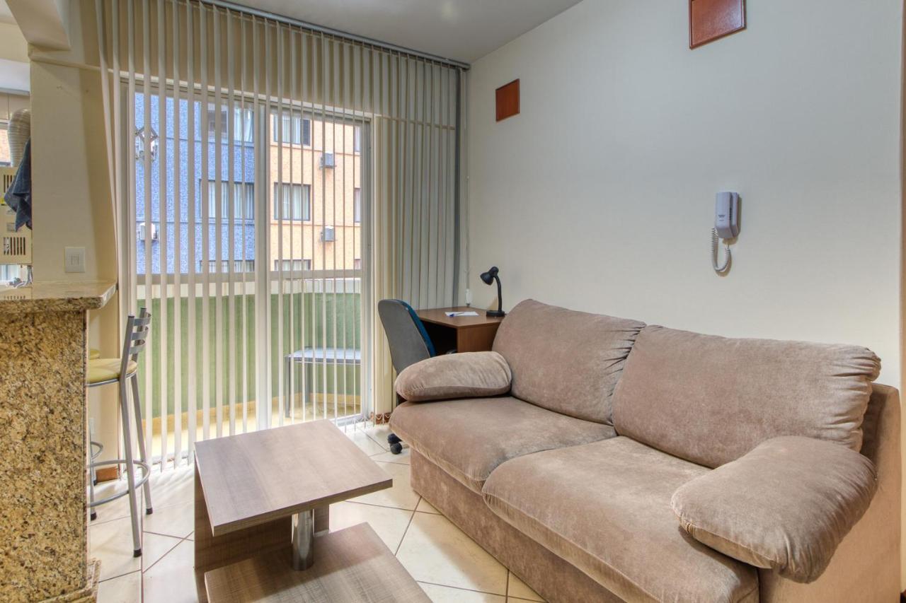 Otimo Apartamento No Centro Mobiliado E Com Garagem Curitiba Exterior foto
